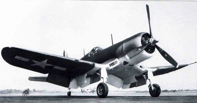 F4U-1 _1a.jpg